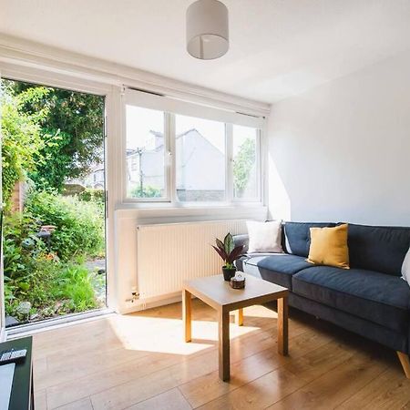 Stylish & Tranquil Flat With Excellent Connections Apartamento Londres Exterior foto