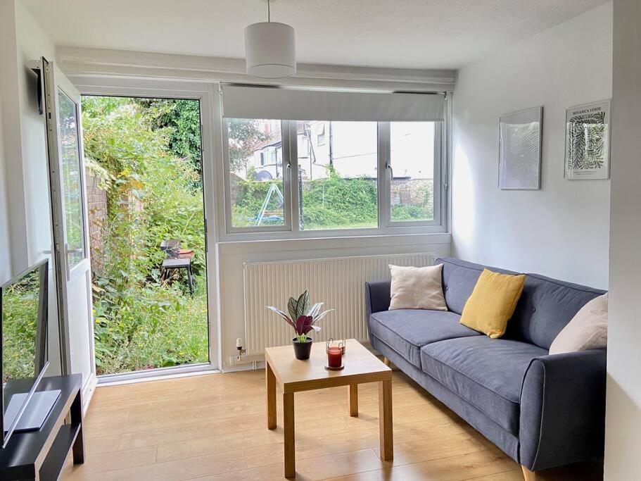 Stylish & Tranquil Flat With Excellent Connections Apartamento Londres Exterior foto
