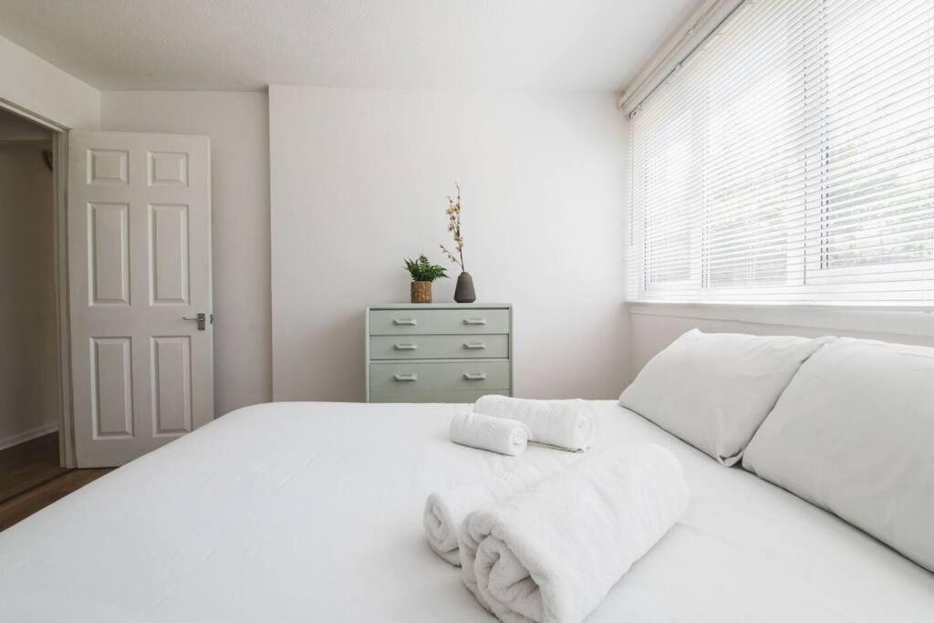 Stylish & Tranquil Flat With Excellent Connections Apartamento Londres Exterior foto