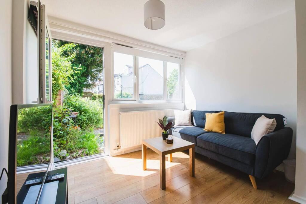 Stylish & Tranquil Flat With Excellent Connections Apartamento Londres Exterior foto